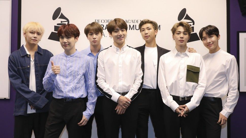 Thánh tiên tri Suga từng dự đoán BTS sẽ đến với giải Grammy trên show thực tế và cuối cùng thì... - Ảnh 1. Thánh tiên tri Suga từng dự đoán BTS sẽ đến với giải Grammy trên show thực tế và cuối cùng thì... - Ảnh 1.