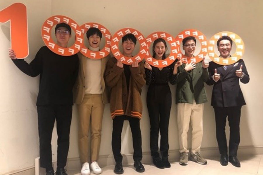 Phim Hài Extreme Job chính thức gia nhập câu lạc bộ 10 triệu vé của Hàn Quốc - Ảnh 2. Phim Hài Extreme Job chính thức gia nhập câu lạc bộ 10 triệu vé của Hàn Quốc - Ảnh 2.