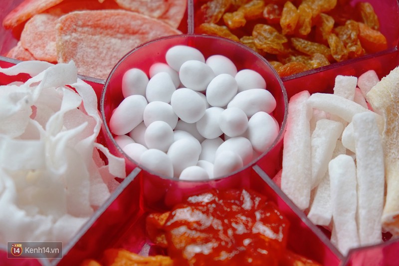 Kẹo trứng chim - thứ kẹo mà đứa trẻ nào cũng ráo riết Kẹo trứng chim - thứ kẹo mà đứa trẻ nào cũng ráo riết