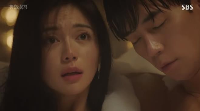 Ăn cháo - đá bát là xưa rồi, bây giờ có cả trò ăn cháo - giết luôn người nấu trong The Last Empress - Ảnh 7. Ăn cháo - đá bát là xưa rồi, bây giờ có cả trò ăn cháo - giết luôn người nấu trong The Last Empress - Ảnh 7.
