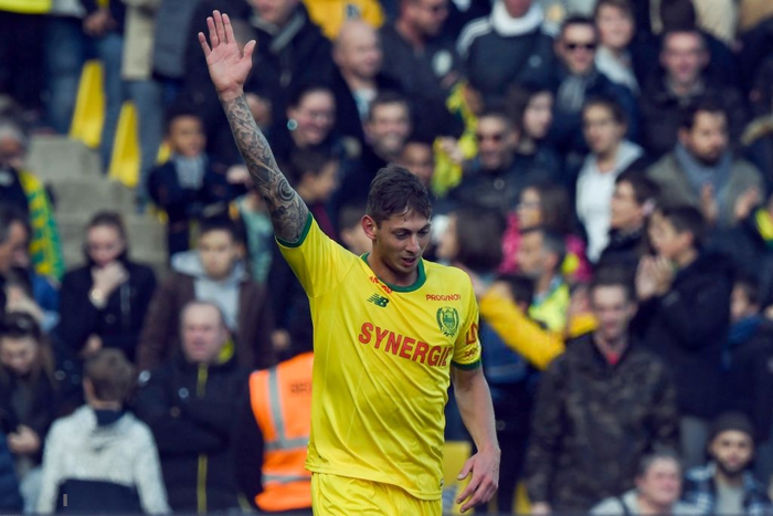 Tiền đạo xấu số Emiliano Sala: Khi nghị lực không thể chiến thắng định mệnh - Ảnh 3. Tiền đạo xấu số Emiliano Sala: Khi nghị lực không thể chiến thắng định mệnh - Ảnh 3.