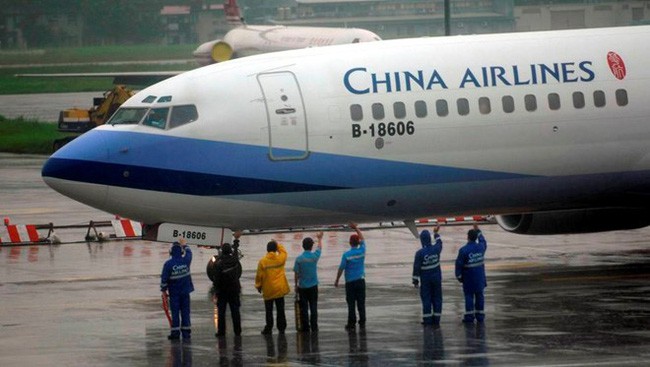 Phi công China Airlines đình công, hàng nghìn hành khách mắc kẹt - Ảnh 1.