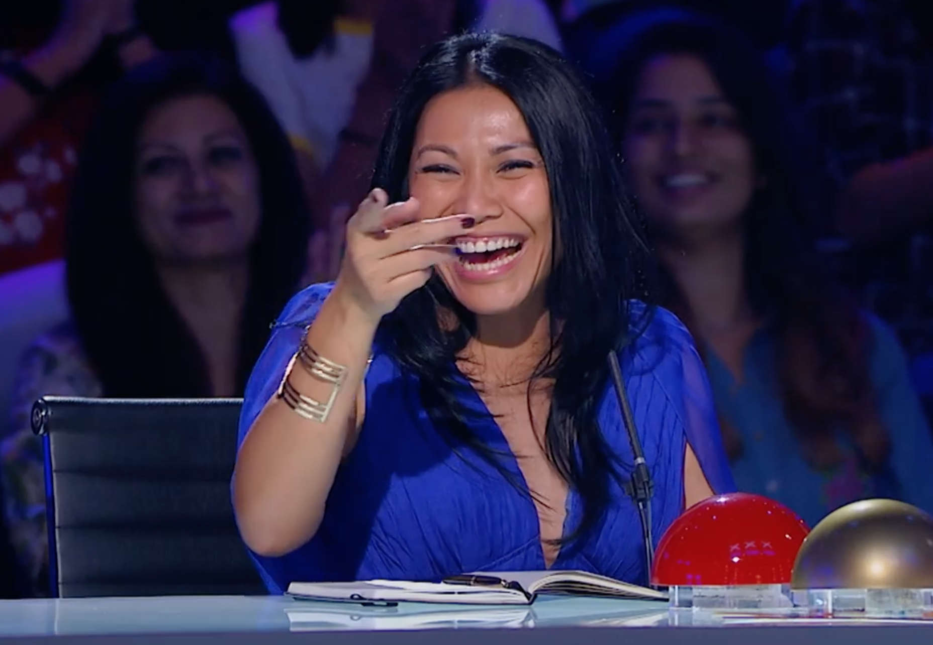 Cặp đôi nhí Việt Nam khiến các giám khảo Asias Got Talent cười tít mắt vì quá đáng yêu - Ảnh 7. Cặp đôi nhí Việt Nam khiến các giám khảo Asias Got Talent cười tít mắt vì quá đáng yêu - Ảnh 7.