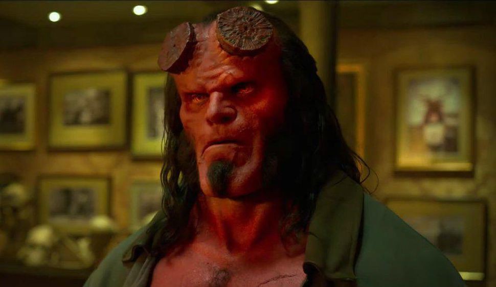 Hellboy 2019: Quỷ Đỏ tái xuất cùng nữ hoàng máu thiêu đốt khán giả bằng trailer mới toanh - Ảnh 2. Hellboy 2019: Quỷ Đỏ tái xuất cùng nữ hoàng máu thiêu đốt khán giả bằng trailer mới toanh - Ảnh 2.