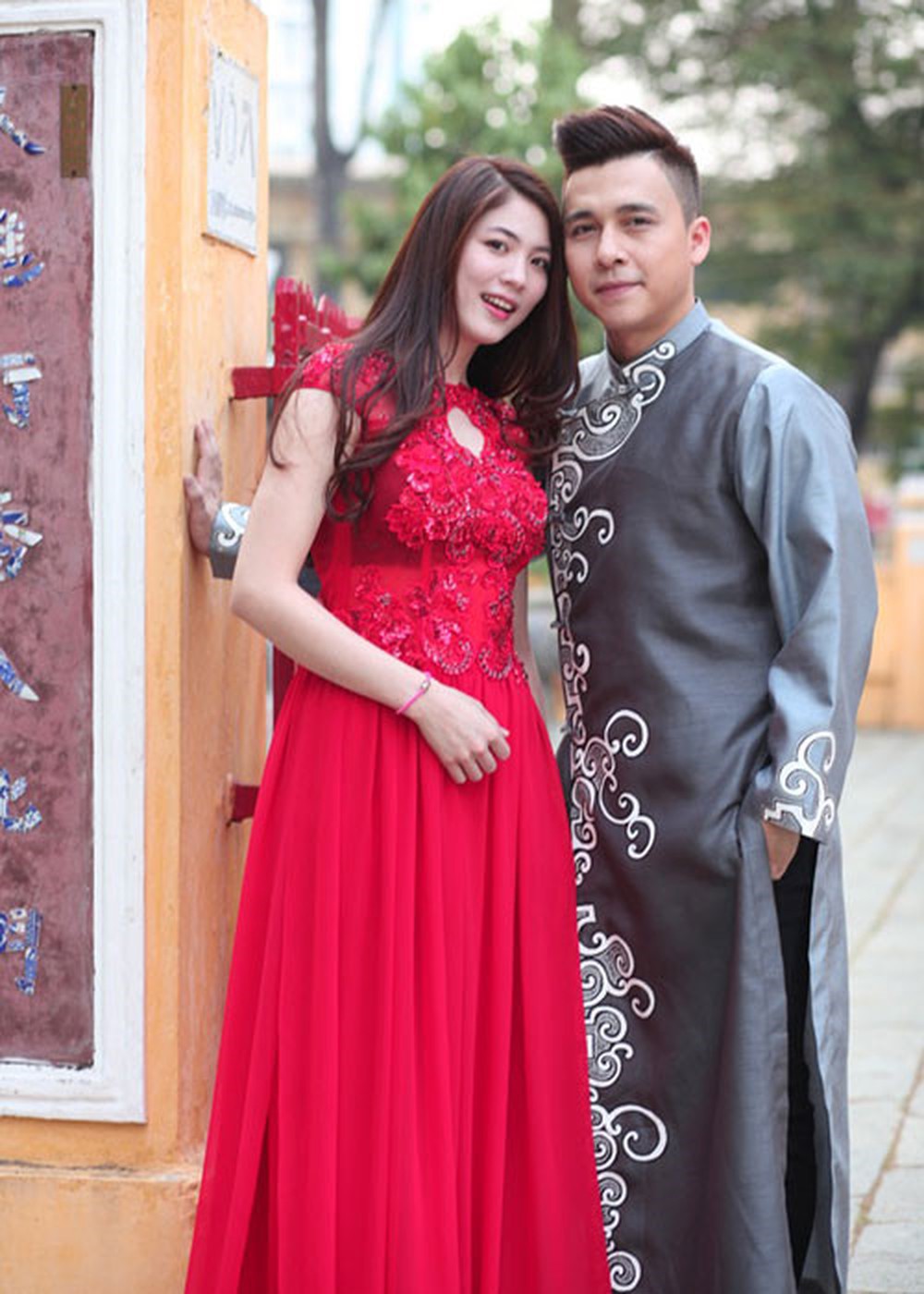 Nghi vấn bạn thân giật bồ: Chuyện không hiếm trong showbiz Việt, rắc rối chẳng kém vợ chồng Song - Song! - Ảnh 13. Nghi vấn bạn thân giật bồ: Chuyện không hiếm trong showbiz Việt, rắc rối chẳng kém vợ chồng Song - Song! - Ảnh 13.