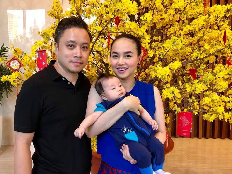 Cách kỷ niệm 3 năm ngày cưới đơn giản nhưng vẫn đầy ngọt ngào của Đinh Ngọc Diệp và Victor Vũ - Ảnh 2. Cách kỷ niệm 3 năm ngày cưới đơn giản nhưng vẫn đầy ngọt ngào của Đinh Ngọc Diệp và Victor Vũ - Ảnh 2.