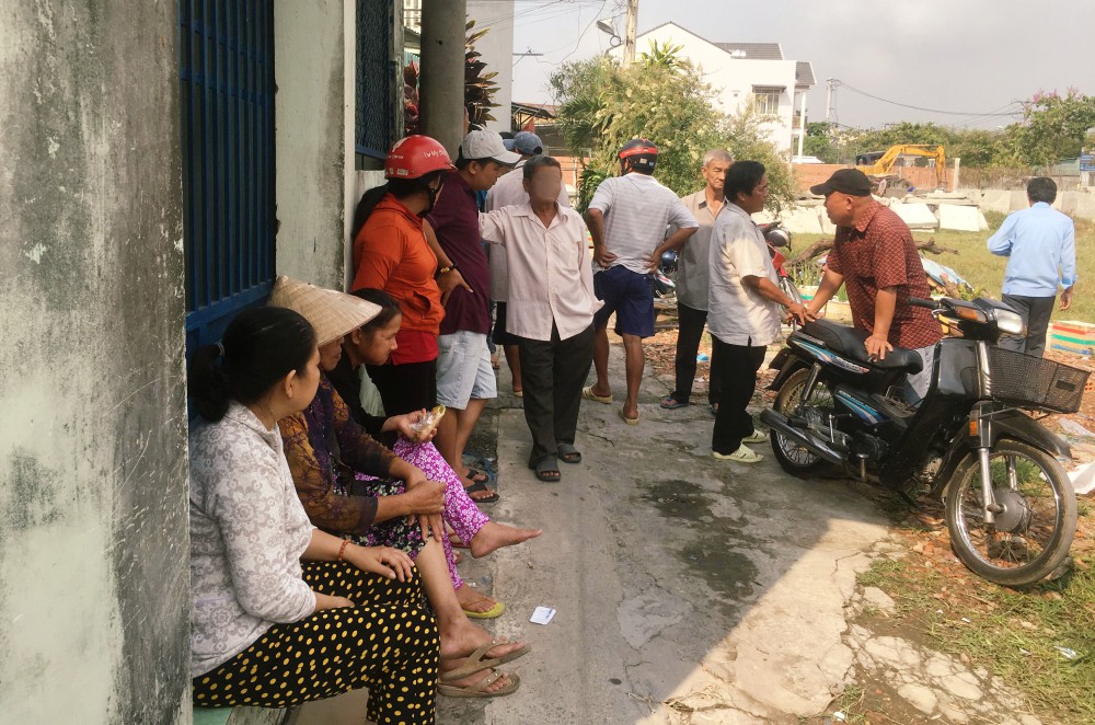 Hàng xóm vụ nghịch tử sát hại cả 4 người trong gia đình: Cảnh tượng kinh hoàng lắm, không ngờ nó lại ra tay tàn độc như vậy - Ảnh 2. Hàng xóm vụ nghịch tử sát hại cả 4 người trong gia đình: Cảnh tượng kinh hoàng lắm, không ngờ nó lại ra tay tàn độc như vậy - Ảnh 2.