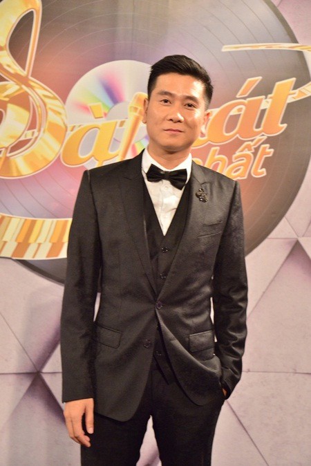 Cư d&acirc;n mạng khi thấy bộ tứ HLV Giọng h&aacute;t Việt 2019: The Voice phi&ecirc;n bản Bolero hả? - Ảnh 4.