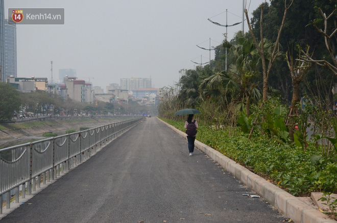 Hà Nội: Cận cảnh tuyến đường dài 4km cạnh sông Tô Lịch chỉ dành cho người đi bộ và xe đạp - Ảnh 2.