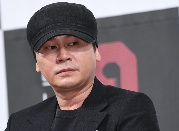 Cư dân mạng dậy sóng vì tin đồn cổng thông tin lớn nhất Hàn Quốc bưng bít vụ của Seungri vì lỡ đầu tư 2000 tỷ vào YG - Ảnh 3. Cư dân mạng dậy sóng vì tin đồn cổng thông tin lớn nhất Hàn Quốc bưng bít vụ của Seungri vì lỡ đầu tư 2000 tỷ vào YG - Ảnh 3.