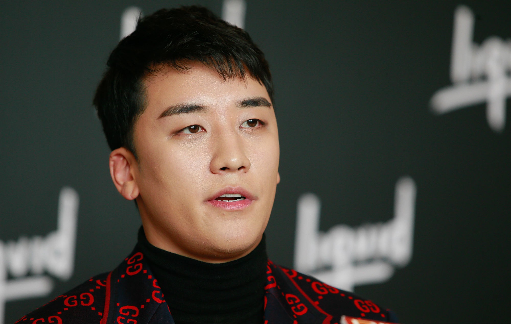 Cư dân mạng dậy sóng vì tin đồn cổng thông tin lớn nhất Hàn Quốc bưng bít vụ của Seungri vì lỡ đầu tư 2000 tỷ vào YG - Ảnh 1. Cư dân mạng dậy sóng vì tin đồn cổng thông tin lớn nhất Hàn Quốc bưng bít vụ của Seungri vì lỡ đầu tư 2000 tỷ vào YG - Ảnh 1.