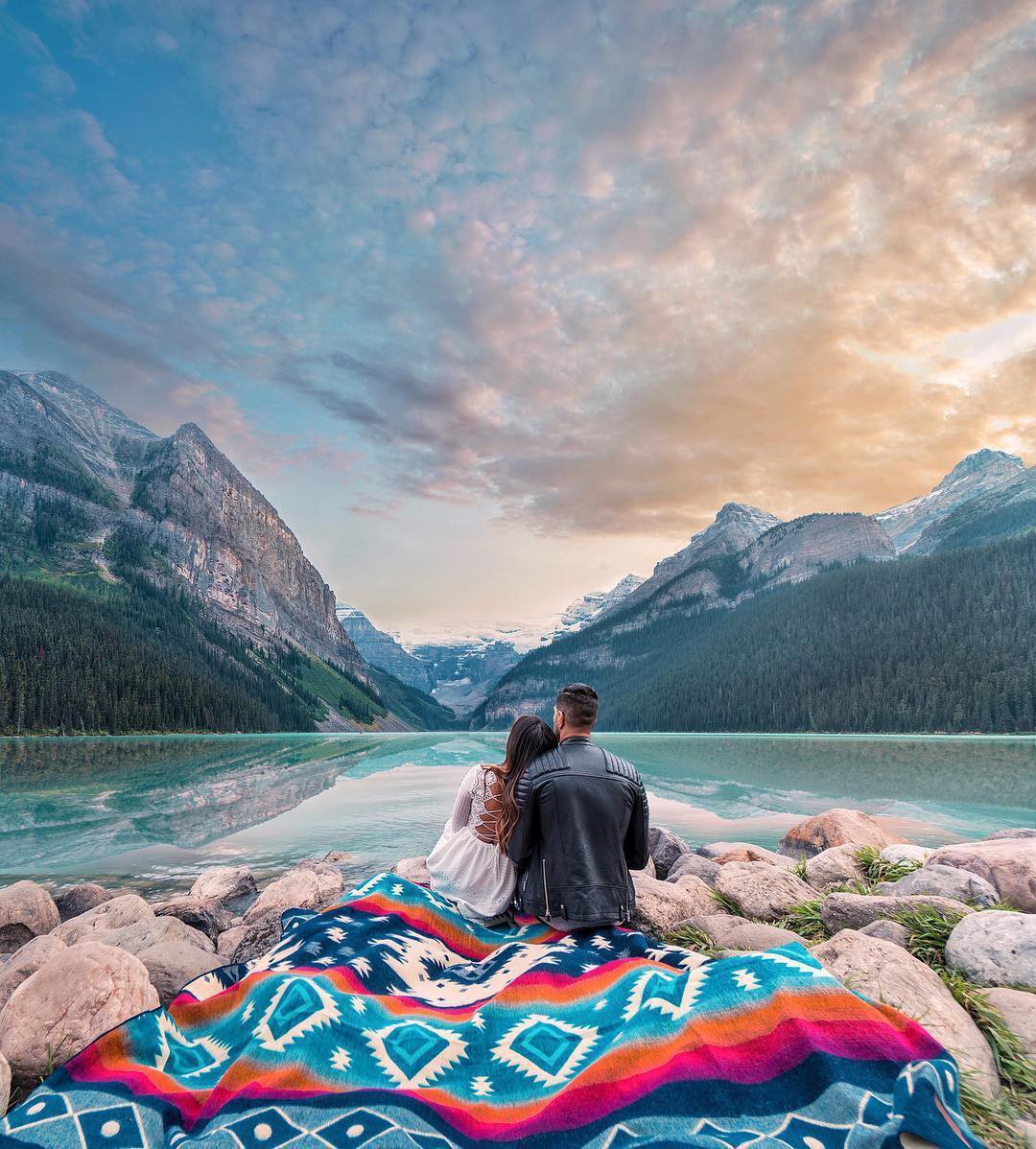 Có gì hay ở hồ nước màu xanh ngọc bích được mệnh danh là thiên đường trần gian ở Canada? - Ảnh 4. Có gì hay ở hồ nước màu xanh ngọc bích được mệnh danh là thiên đường trần gian ở Canada? - Ảnh 4.
