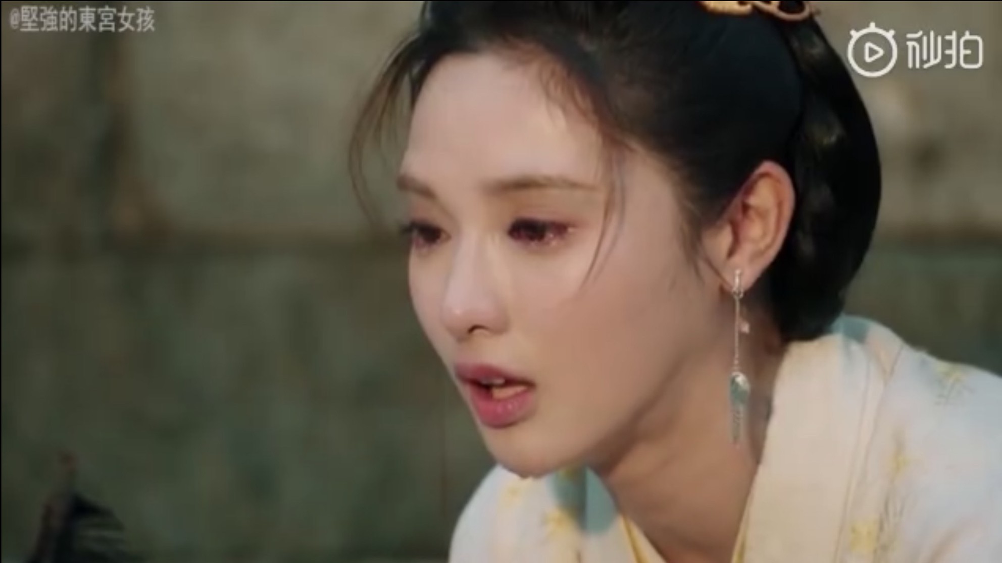 Chữ “tình” trong Đông Cung: Vì cớ gì mà từ đẹp đẽ hóa bi thương? - Ảnh 15. Chữ “tình” trong Đông Cung: Vì cớ gì mà từ đẹp đẽ hóa bi thương? - Ảnh 15.