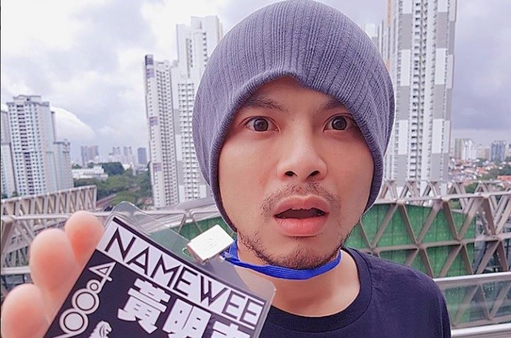 Chàng nhân viên khách sạn trong Friend Zone thực chất là sao bự, nổi tiếng như... Sơn Tùng M-TP của Đông Nam Á - Ảnh 2. Chàng nhân viên khách sạn trong Friend Zone thực chất là sao bự, nổi tiếng như... Sơn Tùng M-TP của Đông Nam Á - Ảnh 2.