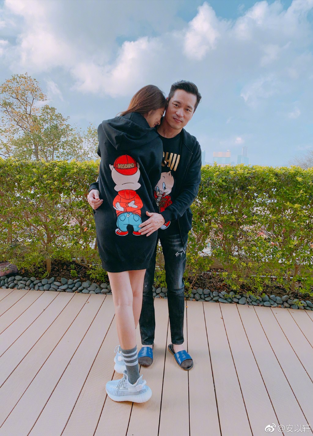 Kỷ niệm 2 năm kết hôn, Thiên kim xứ Đài An Dĩ Hiên vui mừng thông báo mang thai Ỉn con đầu lòng - Ảnh 3. Kỷ niệm 2 năm kết hôn, Thiên kim xứ Đài An Dĩ Hiên vui mừng thông báo mang thai Ỉn con đầu lòng - Ảnh 3.