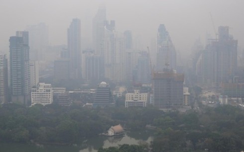 Nhiều chuyến bay ở Thái Lan bị hủy do ô nhiễm không khí - Ảnh 1.