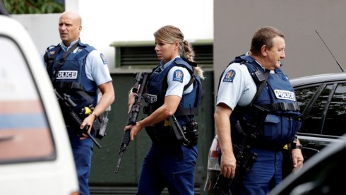 Xả súng kinh hoàng ở New Zealand: Cảnh sát bắt 4 nghi phạm - Ảnh 1.