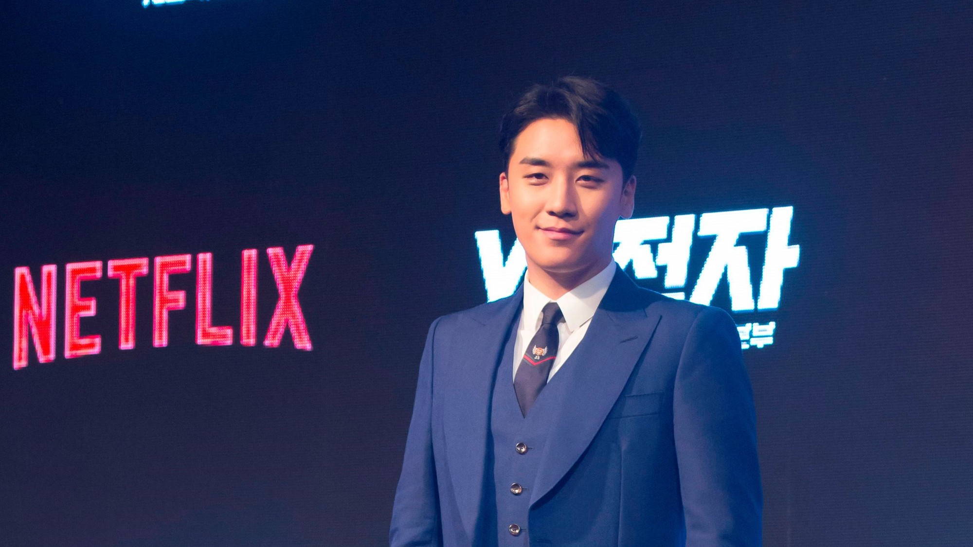 Đầy đủ diễn biến khó lường, sốc tận óc của scandal Seungri cùng nhiều nghệ sĩ Kbiz: Mại dâm, ma tuý và cuộc sống truỵ lạc bị bóc trần! - Ảnh 13. Đầy đủ diễn biến khó lường, sốc tận óc của scandal Seungri cùng nhiều nghệ sĩ Kbiz: Mại dâm, ma tuý và cuộc sống truỵ lạc bị bóc trần! - Ảnh 13.