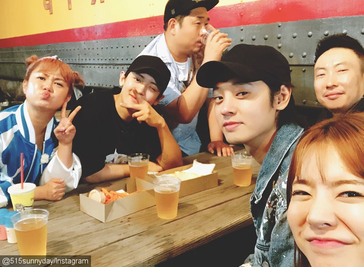 Đầy đủ list sao quay lưng với Jung Joon Young sau bê bối: Kẻ gắn bó quay lưng, người lội lại xóa từng bình luận - Ảnh 7. Đầy đủ list sao quay lưng với Jung Joon Young sau bê bối: Kẻ gắn bó quay lưng, người lội lại xóa từng bình luận - Ảnh 7.