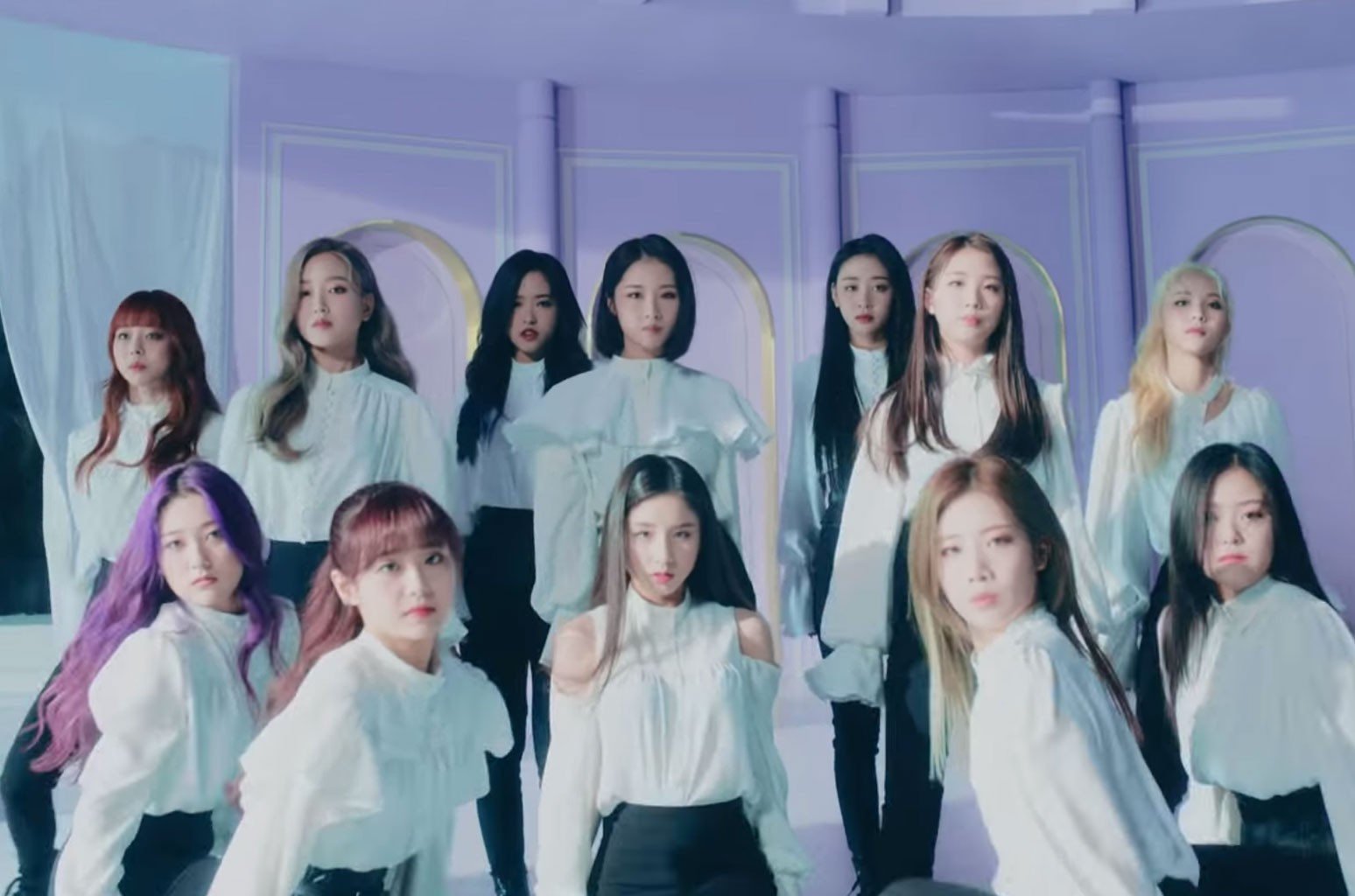 Con ghẻ quốc dân, con cưng quốc tế” - ai là người nắm danh hiệu “bất đắc dĩ” này trong Kpop? - Ảnh 9. Con ghẻ quốc dân, con cưng quốc tế” - ai là người nắm danh hiệu “bất đắc dĩ” này trong Kpop? - Ảnh 9.