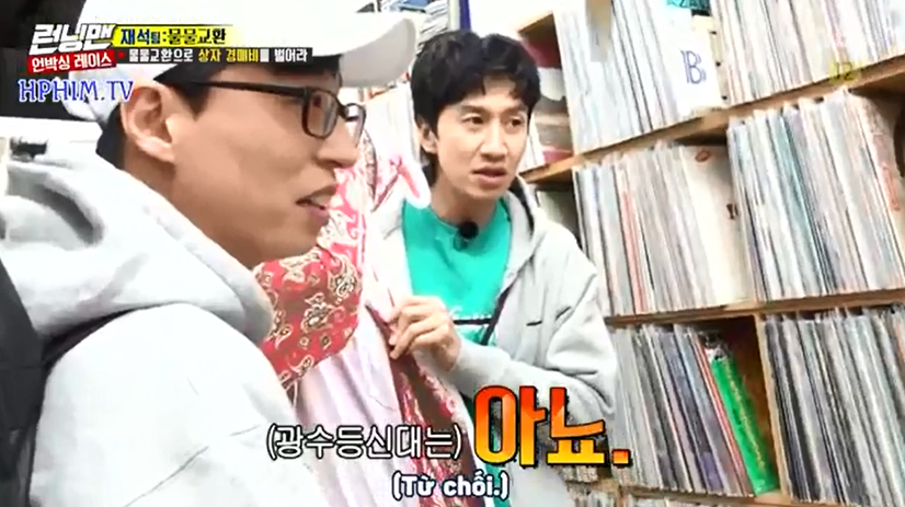 Running Man: Mang danh hoàng tử châu Á mà standee của Lee Kwang Soo chỉ được trả giá... 40 ngàn đồng - Ảnh 5. Running Man: Mang danh hoàng tử châu Á mà standee của Lee Kwang Soo chỉ được trả giá... 40 ngàn đồng - Ảnh 5.