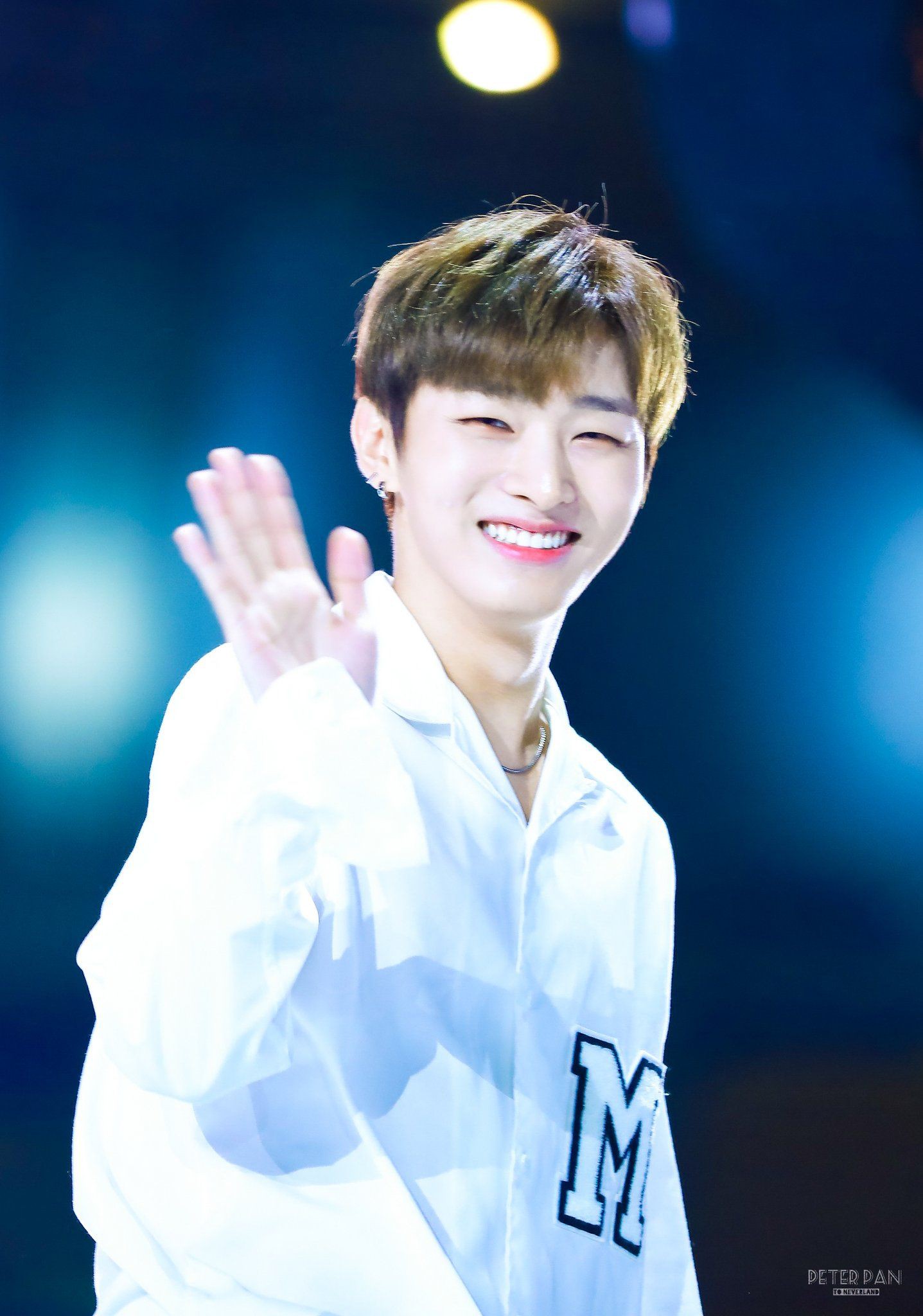 Thành viên Wanna One sau tan rã: Ai cũng có nơi có chốn, riêng “center quốc dân” đã lận đận còn bị vạ lây từ scandal Seungri - Ảnh 3. Thành viên Wanna One sau tan rã: Ai cũng có nơi có chốn, riêng “center quốc dân” đã lận đận còn bị vạ lây từ scandal Seungri - Ảnh 3.