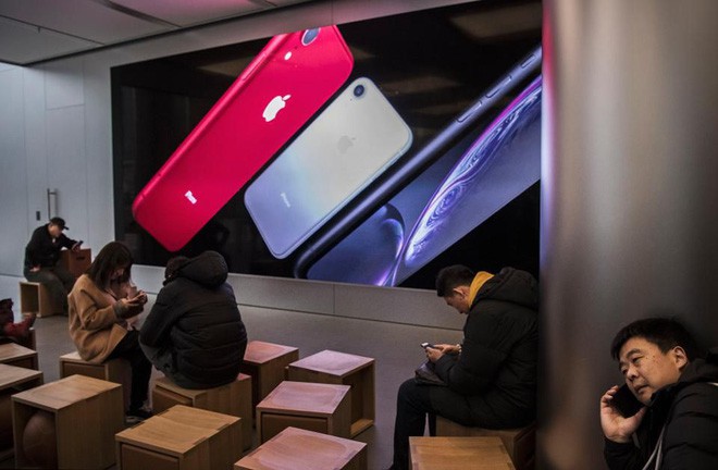 Chuyên gia nhận định sai lầm trong chiến lược kinh doanh của Steve Jobs dành cho Apple, đã đến lúc CEO Tim Cook phải sửa sai - Ảnh 2.