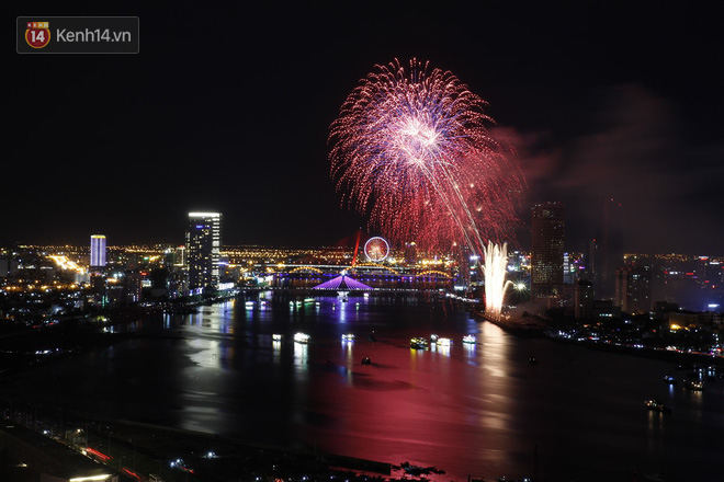 Lễ hội Pháo hoa quốc tế 2019 “Những dòng sông kể chuyện” ở Đà Nẵng chỉ kéo dài hơn 1 tháng - Ảnh 1.