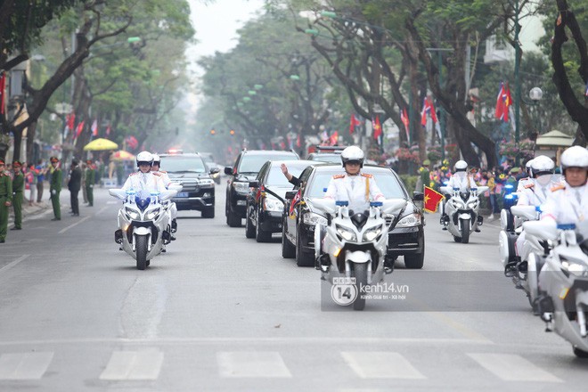 Chủ tịch Triều Tiên Kim Jong-un đến viếng đài tưởng niệm các Anh hùng, Liệt sĩ và lăng Chủ tịch Hồ Chí Minh - Ảnh 11.