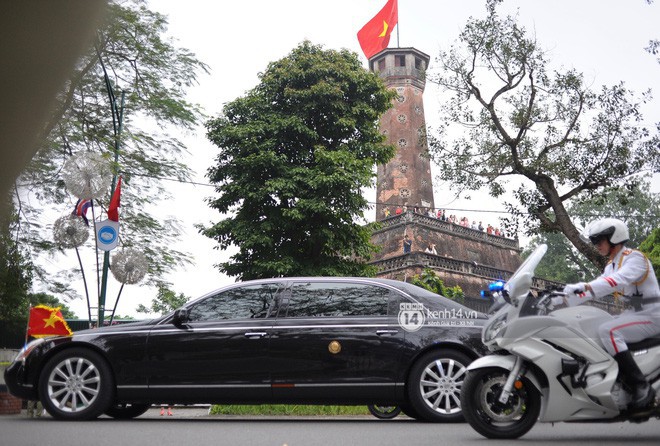 Chủ tịch Triều Tiên Kim Jong-un đến viếng đài tưởng niệm các Anh hùng, Liệt sĩ và lăng Chủ tịch Hồ Chí Minh - Ảnh 13.