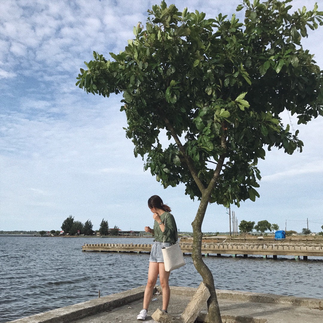 Đã tìm ra địa điểm thực hiện cảnh quay đầu tiên của “Mắt biếc” tại Huế: Đẹp và bình yên như tranh là có thật! - Ảnh 8. Đã tìm ra địa điểm thực hiện cảnh quay đầu tiên của “Mắt biếc” tại Huế: Đẹp và bình yên như tranh là có thật! - Ảnh 8.