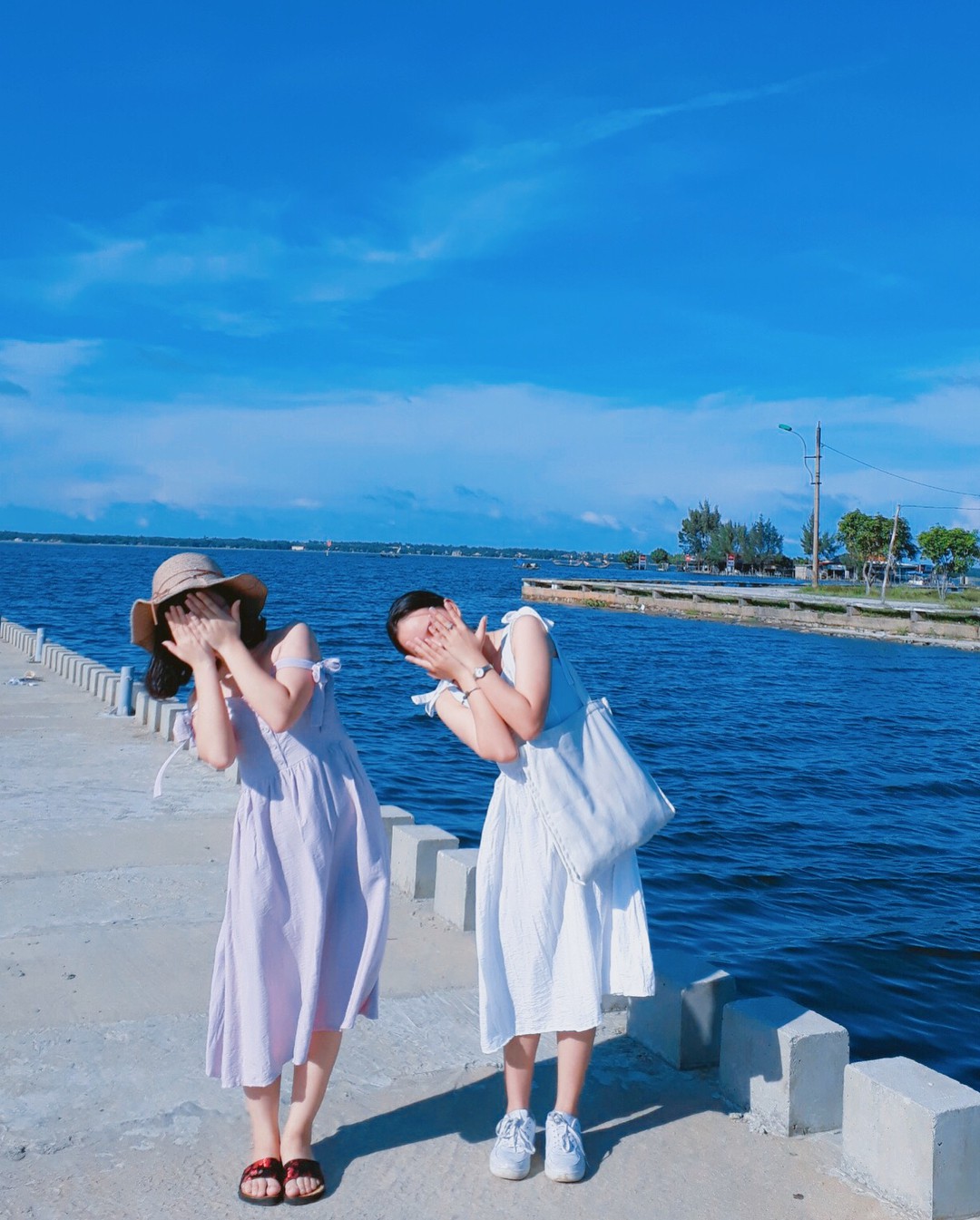 Đã tìm ra địa điểm thực hiện cảnh quay đầu tiên của “Mắt biếc” tại Huế: Đẹp và bình yên như tranh là có thật! - Ảnh 11. Đã tìm ra địa điểm thực hiện cảnh quay đầu tiên của “Mắt biếc” tại Huế: Đẹp và bình yên như tranh là có thật! - Ảnh 11.