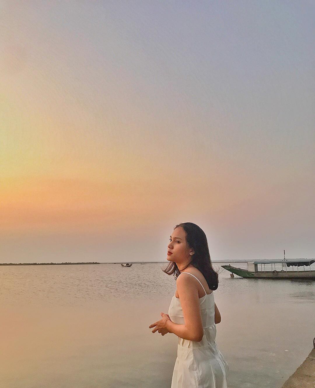 Đã tìm ra địa điểm thực hiện cảnh quay đầu tiên của “Mắt biếc” tại Huế: Đẹp và bình yên như tranh là có thật! - Ảnh 13. Đã tìm ra địa điểm thực hiện cảnh quay đầu tiên của “Mắt biếc” tại Huế: Đẹp và bình yên như tranh là có thật! - Ảnh 13.