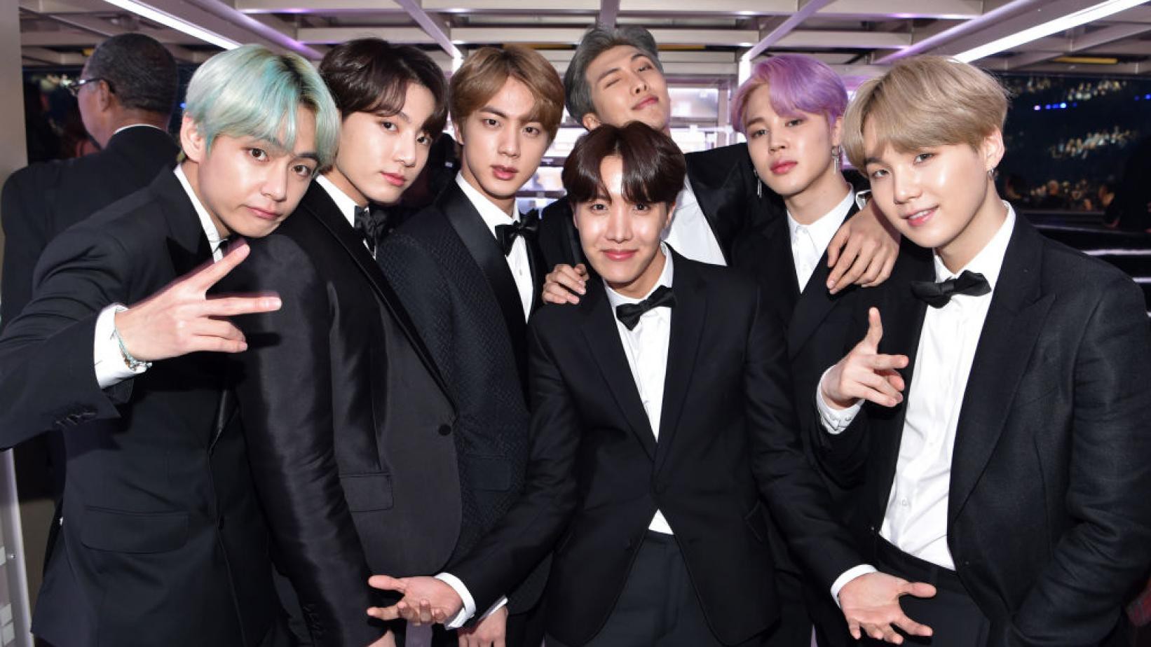 Nhìn con số này để thấy chỉ trong 3 năm, một tay BTS đã dựng nên cả “đế chế” Big Hit như thế nào - Ảnh 1. Nhìn con số này để thấy chỉ trong 3 năm, một tay BTS đã dựng nên cả “đế chế” Big Hit như thế nào - Ảnh 1.