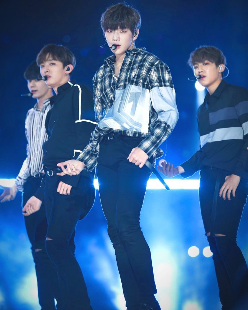 Fancam 2 năm trước leo top như một vị thần, phải chăng center quốc dân Kang Daniel tính... thi lại Produce X 101? - Ảnh 6. Fancam 2 năm trước leo top như một vị thần, phải chăng center quốc dân Kang Daniel tính... thi lại Produce X 101? - Ảnh 6.