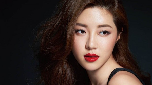 Park Han Byul: Hành trình hot girl của giới trẻ đến nữ nhân khổ vì đàn ông từ phim đến đời thực - Ảnh 1.