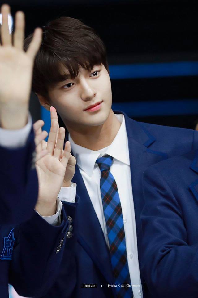 Mỹ nam Produce X 101 gây sốt với ngoại hình là phép cộng của L (Infinite) và Cha Eun Woo (ASTRO) - Ảnh 12.