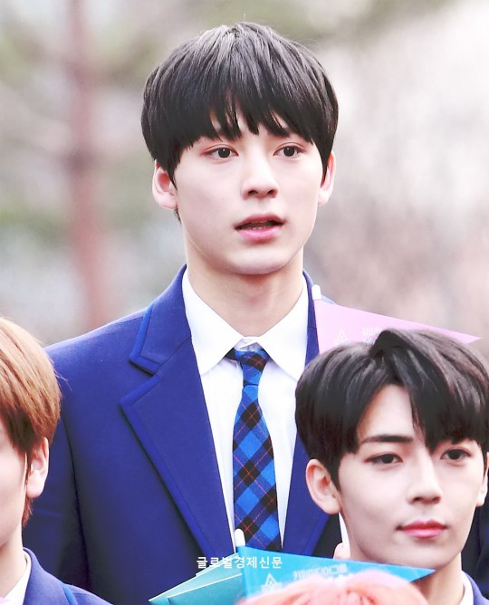 Dàn trai đẹp trong 101 thí sinh Produce X gây bão tại buổi ra mắt: Cực phẩm, chưa debut đã có cả chục fansite - Ảnh 19.