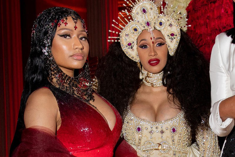 Một loạt lý do xúi quẩy khiến Nicki Minaj thay thế danh hiệu “nữ hoàng hủy show” của Ariana Grande - Ảnh 3. Một loạt lý do xúi quẩy khiến Nicki Minaj thay thế danh hiệu “nữ hoàng hủy show” của Ariana Grande - Ảnh 3.