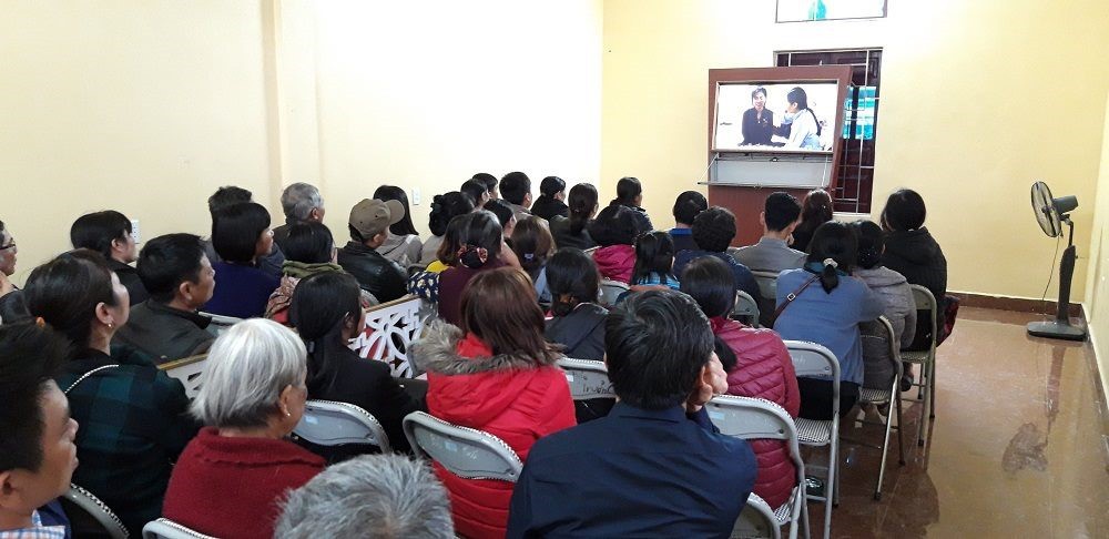 Gọi vong ở chùa Ba Vàng: Những cuộc ngã giá trong căn phòng cuối - Ảnh 1. Gọi vong ở chùa Ba Vàng: Những cuộc ngã giá trong căn phòng cuối - Ảnh 1.