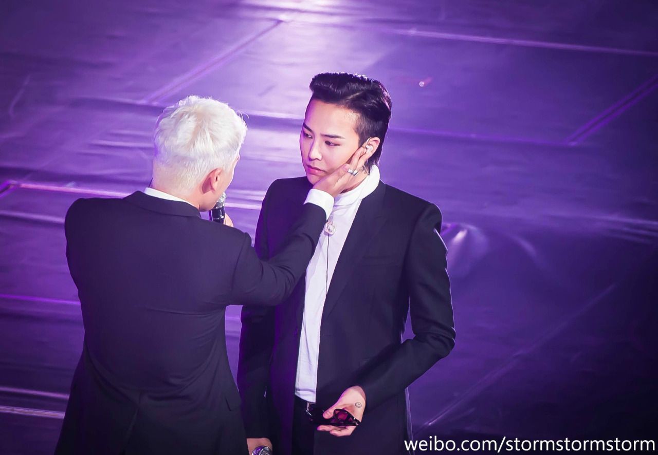 Thuyền G-Dragon và Seungri lật tan tành: Những khoảnh khắc tình cảm không thể thấy lại của cặp đôi huyền thoại - Ảnh 16.