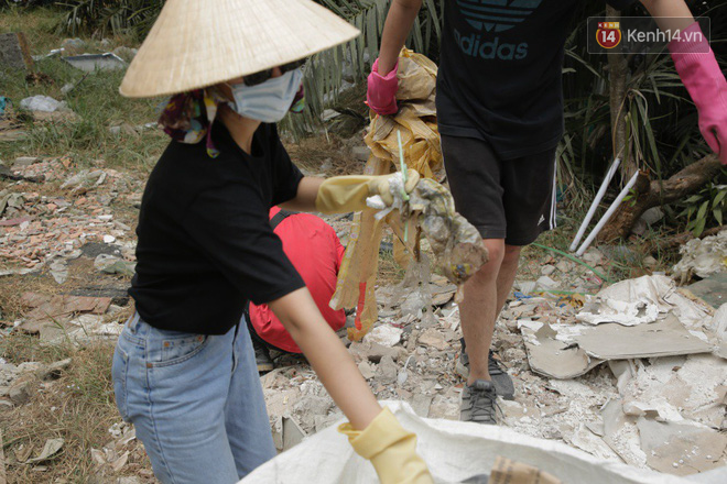 Chi Pu và Quỳnh Anh Shyn nhập cuộc Thử thách dọn rác: Khi việc làm ý nghĩa lan tỏa ngày càng mạnh mẽ! - Ảnh 8.