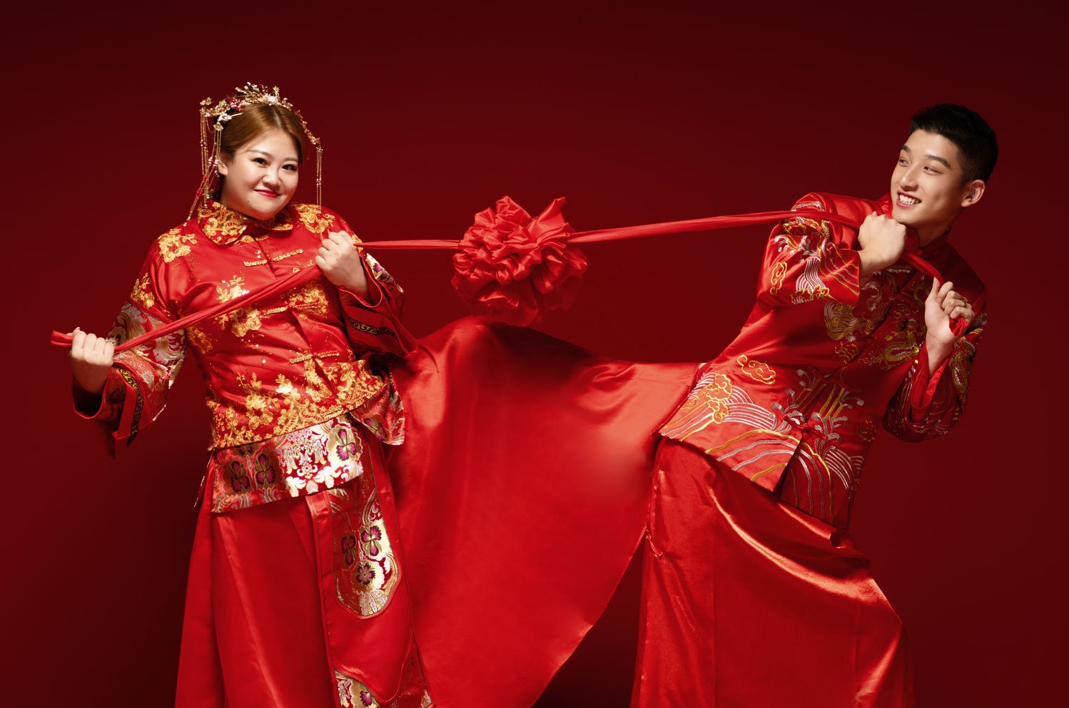 Couple đũa lệch Trung Quốc: Gặp nhau khi chỉ có 3,5 triệu đồng, bên nhau qua khó khăn và lời câu hôn cảm động - Ảnh 5. Couple đũa lệch Trung Quốc: Gặp nhau khi chỉ có 3,5 triệu đồng, bên nhau qua khó khăn và lời câu hôn cảm động - Ảnh 5.