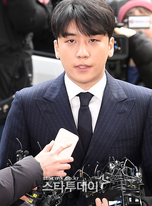 Seungri tự nhận là nạn nhân của chuỗi bê bối Burning Sun, Jung Joon Young bỗng được réo gọi vì bị bạn thân đổ vỏ - Ảnh 2.