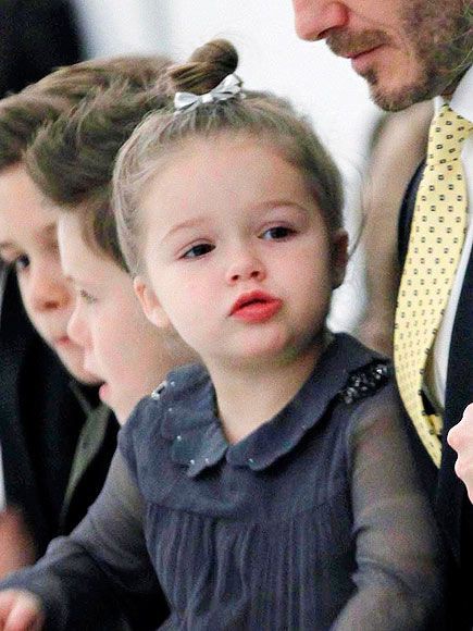 Những cô công chúa nổi tiếng nhà sao Hollywood ngày ấy nay đã lớn: Suri Cruise, Harper Beckham lột xác ngoạn mục - Ảnh 16.