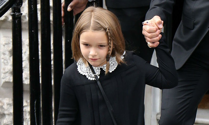 Những cô công chúa nổi tiếng nhà sao Hollywood ngày ấy nay đã lớn: Suri Cruise, Harper Beckham lột xác ngoạn mục - Ảnh 20.