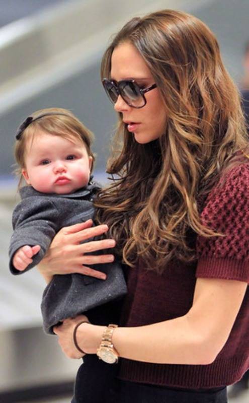 Những cô công chúa nổi tiếng nhà sao Hollywood ngày ấy nay đã lớn: Suri Cruise, Harper Beckham lột xác ngoạn mục - Ảnh 15.