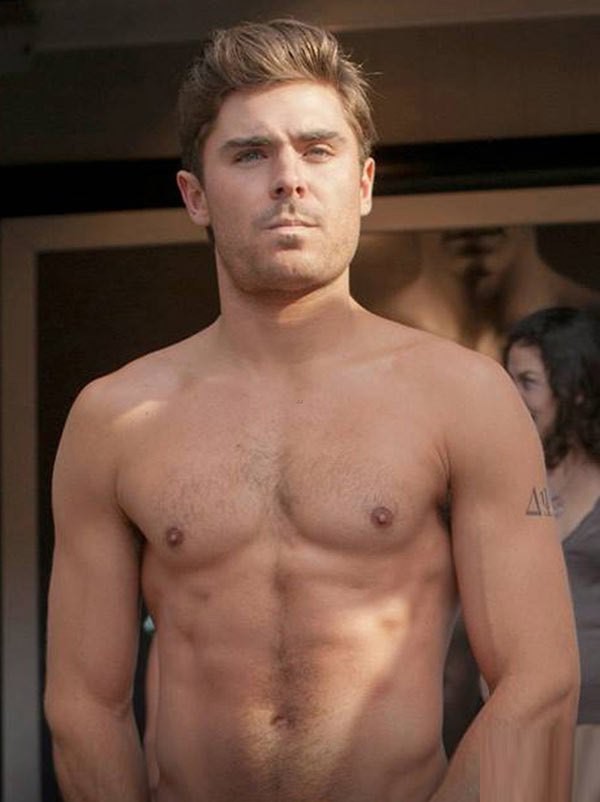 Không hổ là bạn trai tin đồn của Selena, Zac Efron khiến chị em khô máu khi lỡ làm lộ body 6 múi như tượng tạc - Ảnh 3.