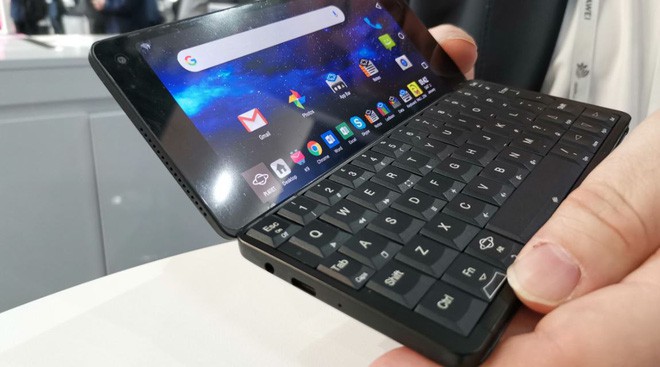 Đ&acirc;y l&agrave; chiếc smartphone lai laptop, đ&uacute;t được v&agrave;o t&uacute;i quần - Ảnh 1.