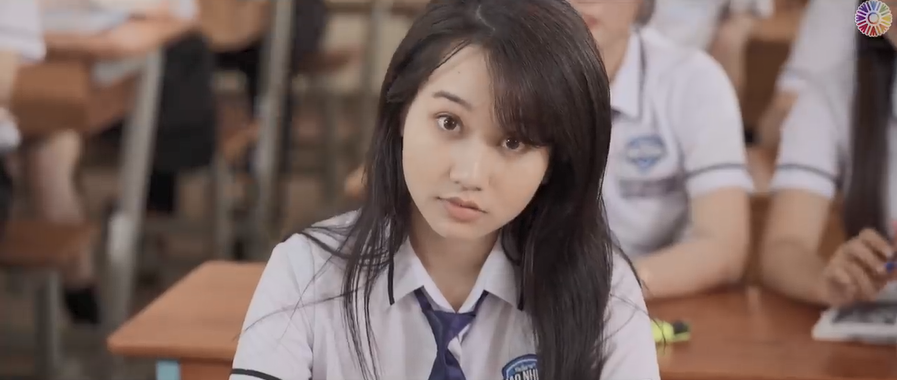 Co Gi á»Ÿ E Nhá» Lá»›p TrÆ°á»Ÿng Sitcom Ä'inh Ä'am Cá»§a Ná»¯ Chinh Máº¯t Biáº¿c Kenh 14